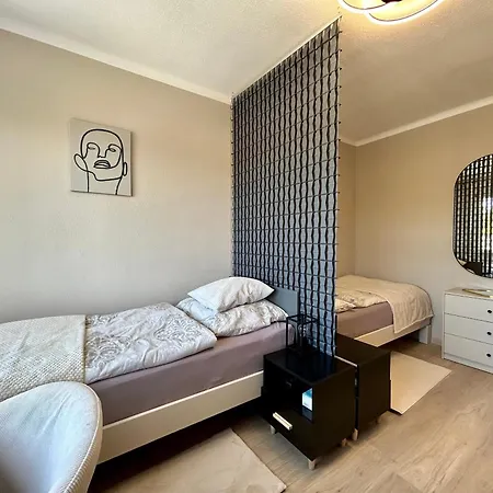Stayroom I 
